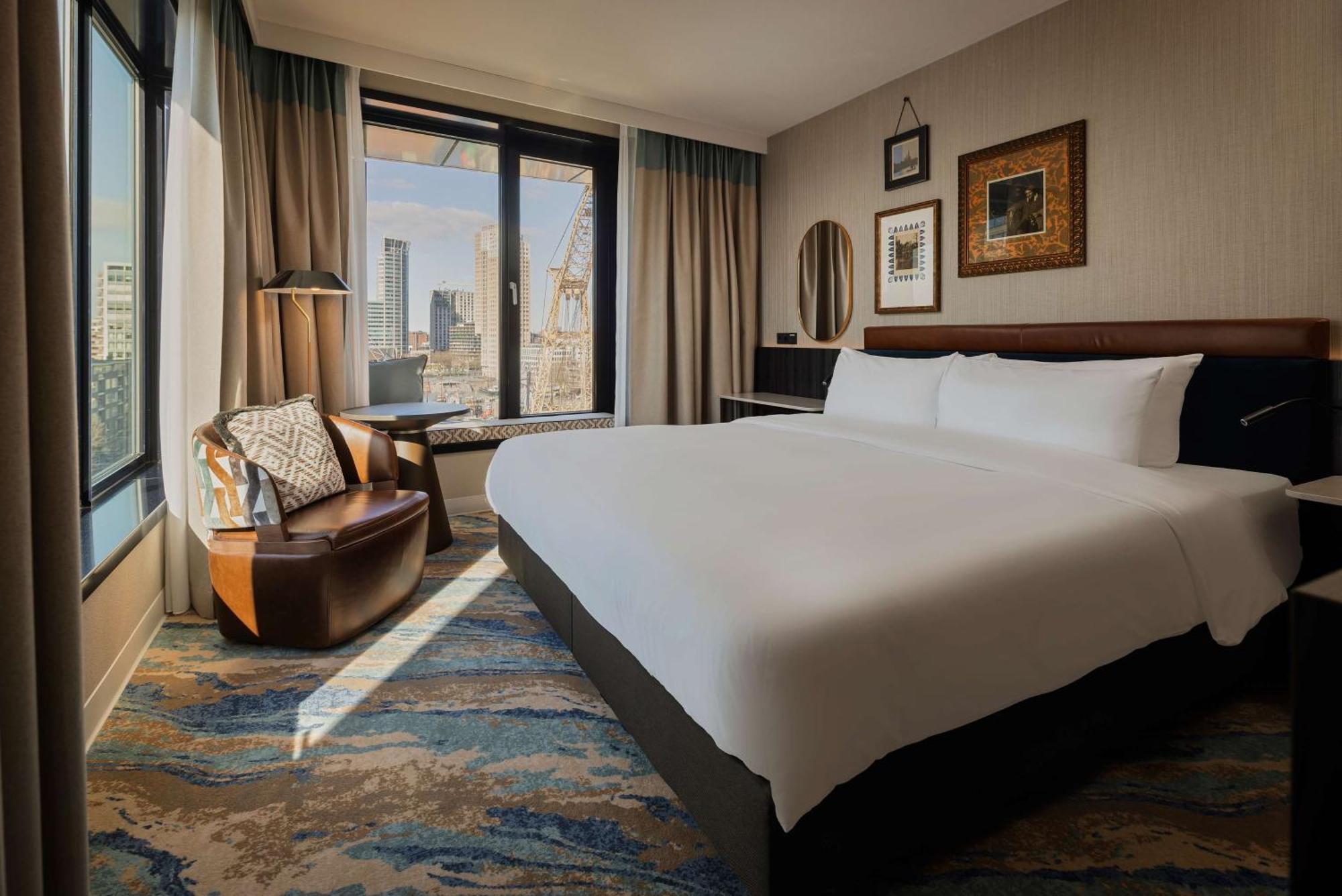 Superior King Room,1697974097:JPEG